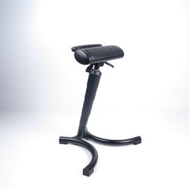 Le laboratoire/lieu de travail ergonomique reposent le matériel de mousse d'unité centrale fixe par chaise de soutien de pied de support